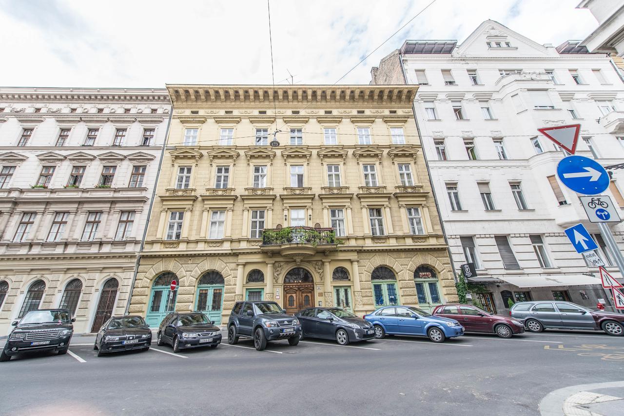 Oasis Apartments - Liberty Square Budapeste Exterior foto